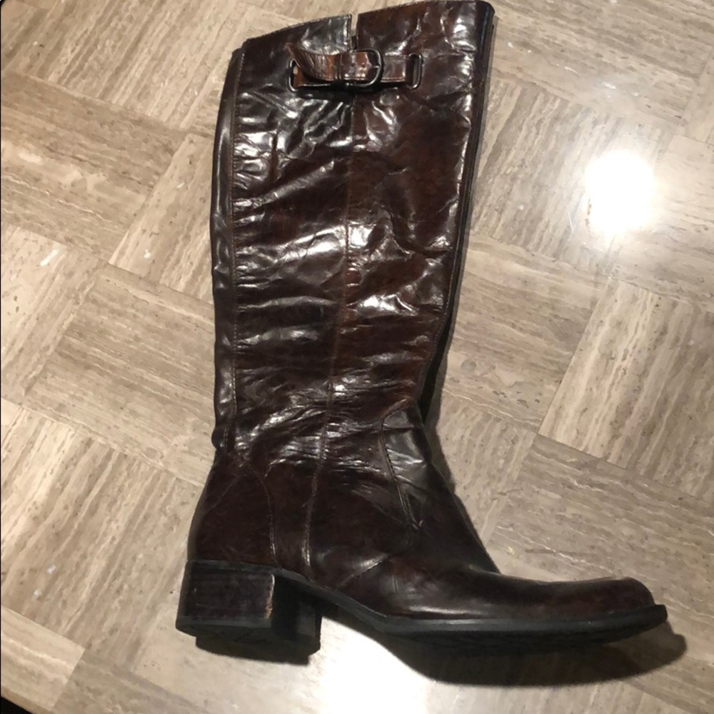 Born Crown Brown Boots